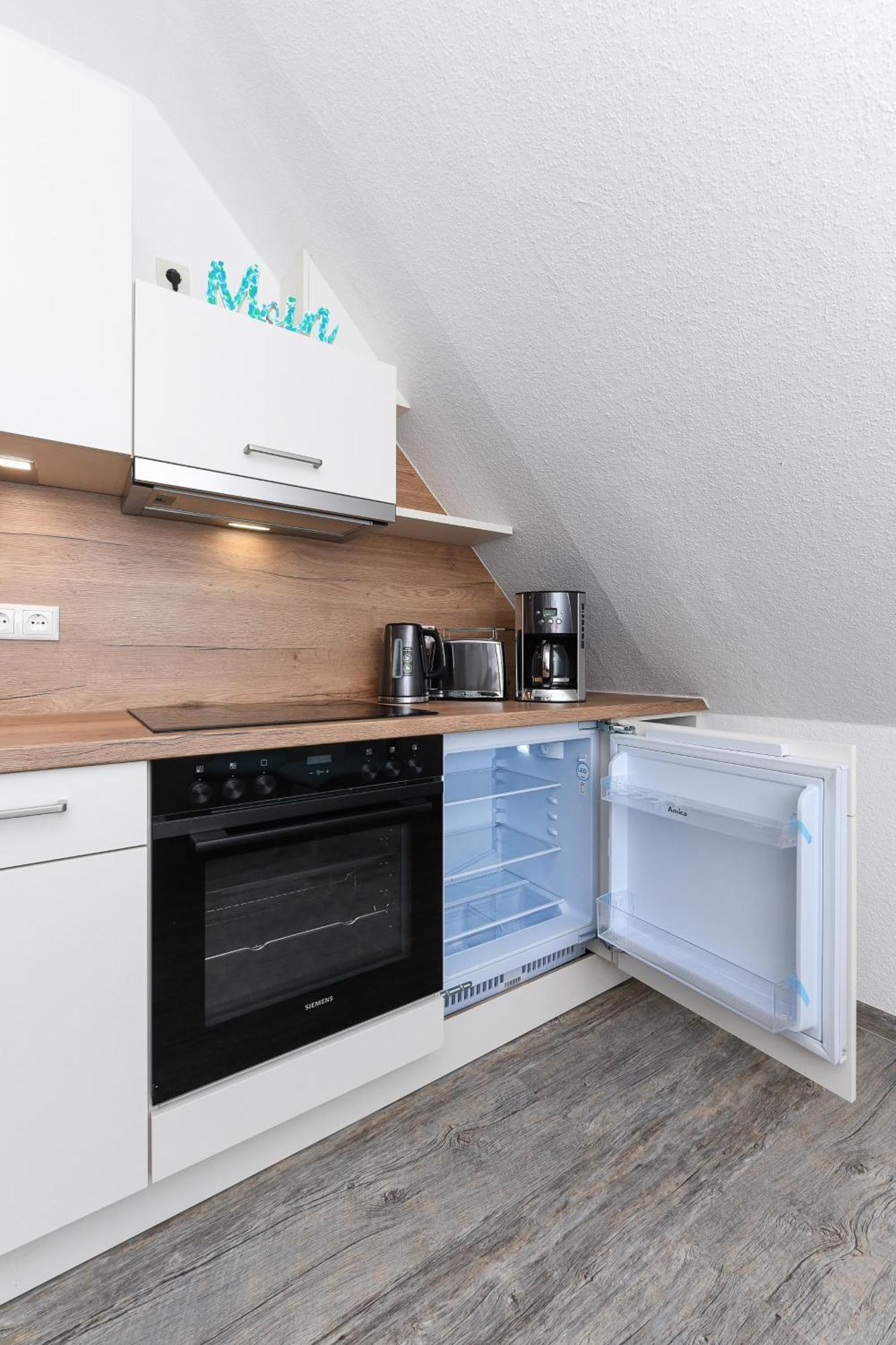 Haus Strandkorb Mit Fruehstuecksoption Бензерзил Екстериор снимка